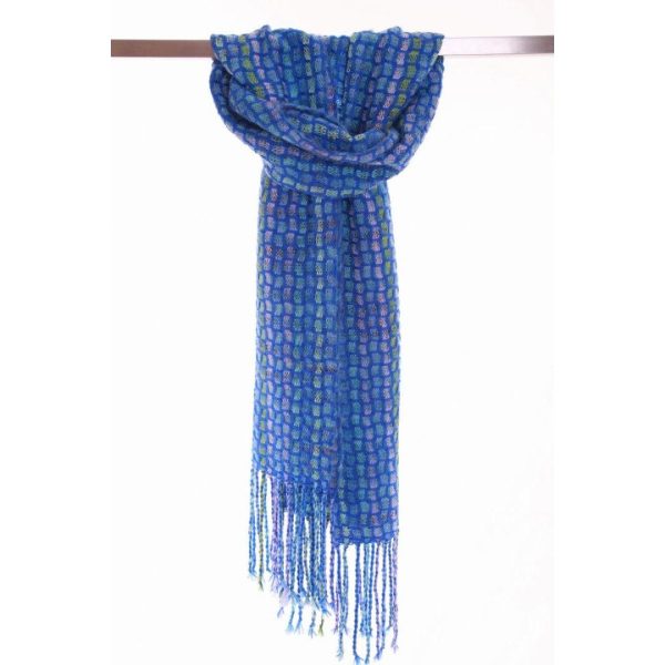 Handgefertigter Schal COBBLE Mohair und Wolle Im Angebot – Bild 2